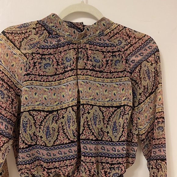 Keyhole neck, open back romper! - Picture 2 of 7